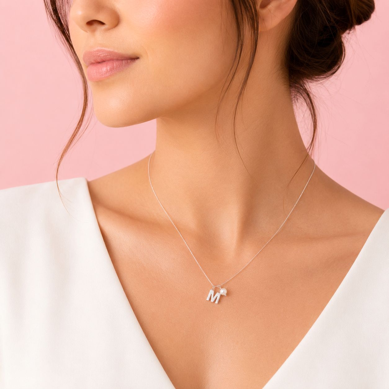 Collar Letra en Plata Mini Perla