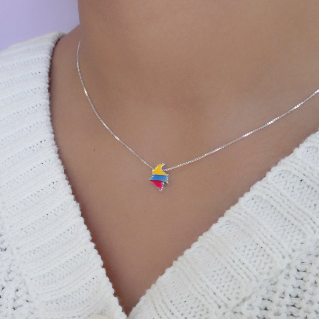 Collar Mapa Colombia con Colores de Bandera