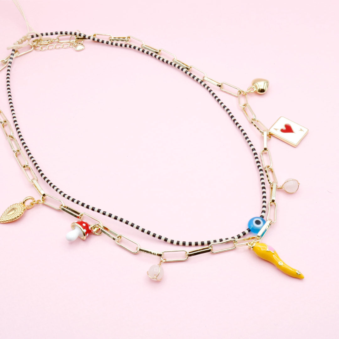 Set 2 Collares Dorado Amuletos