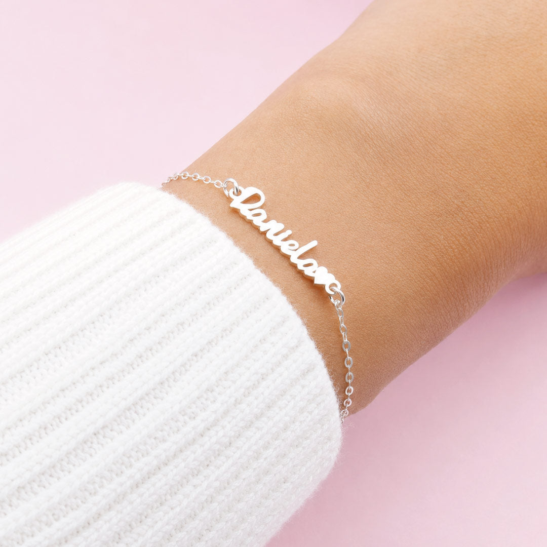 Pulsera de Plata Nombre o Palabra Tipografía Daniela