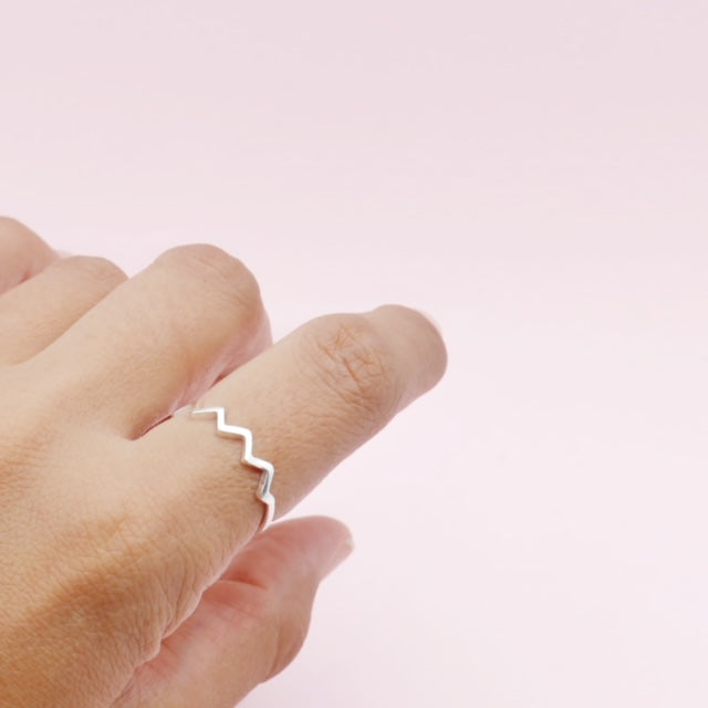 Anillo Zig Zag