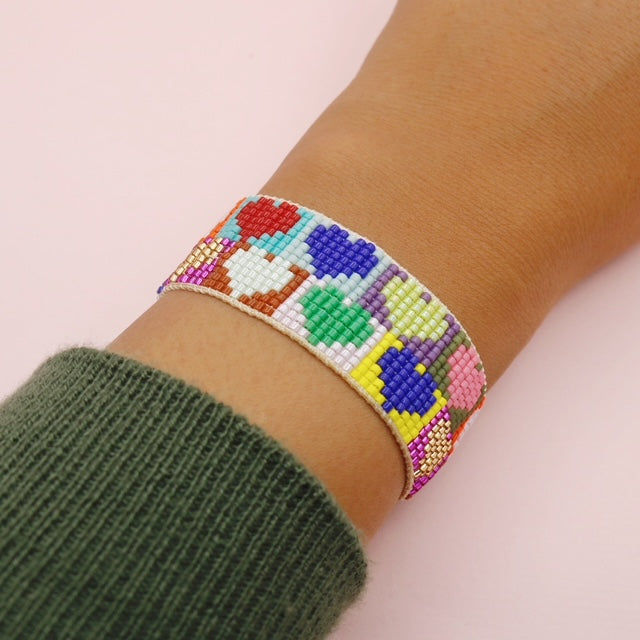 Pulsera Tejida Corazones Pop Art