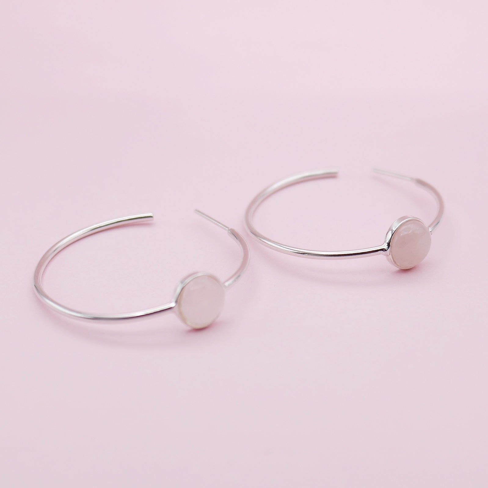 Hoops de Plata Y Cuarzo Rosa