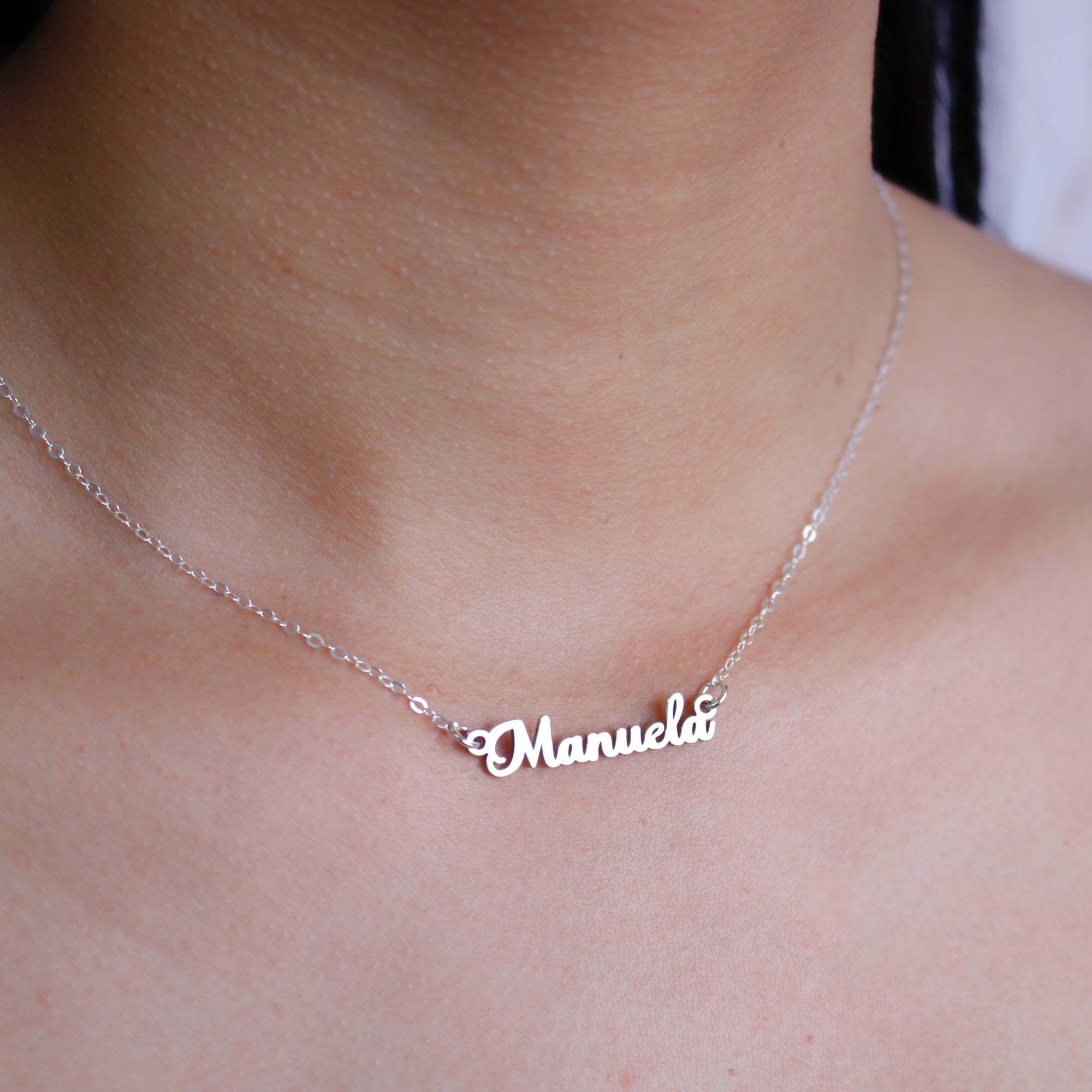 Collar Nombre o palabra Horizontal Manuela