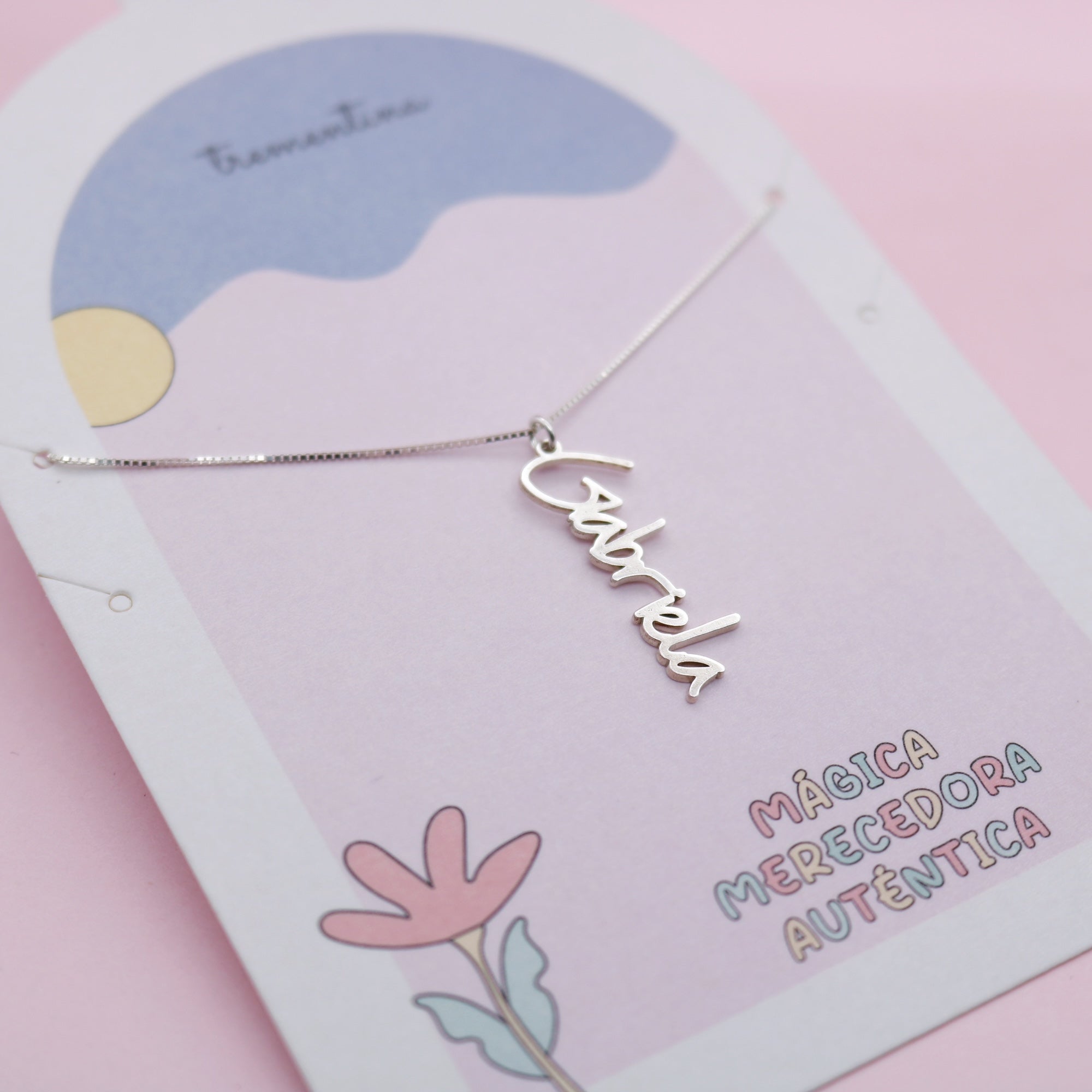 Collar Nombre o Palabra Vertical Gabriela