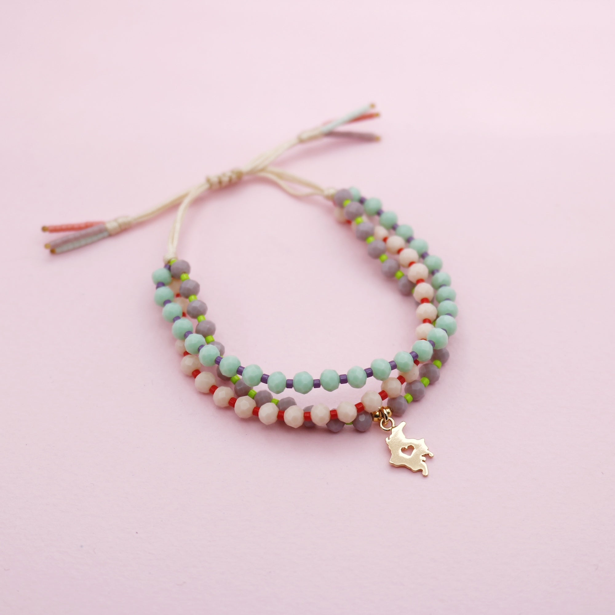 Pulsera Triple Rondela Dije Dorado Colombia Corazón