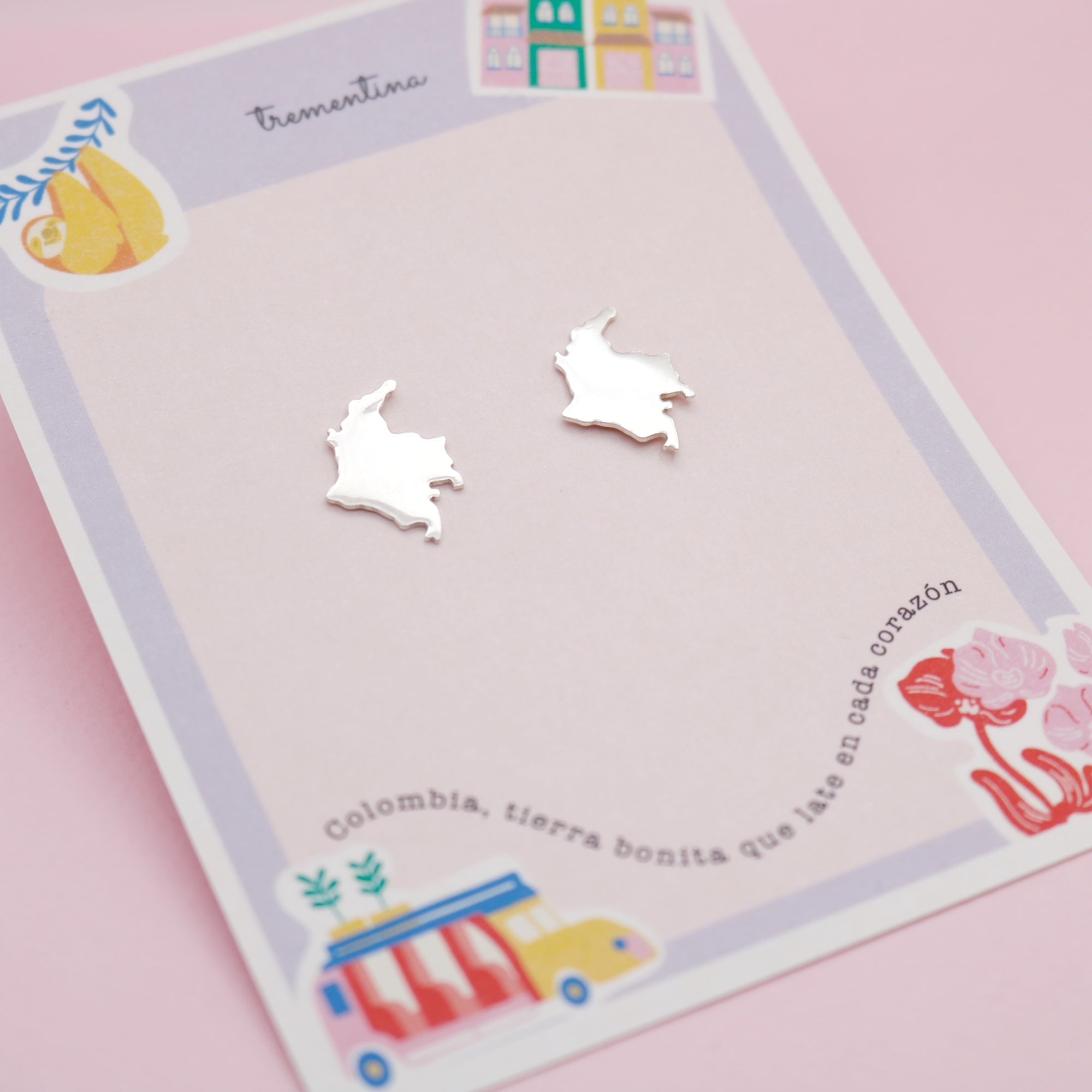 Aretes Medianos Colombia en Plata