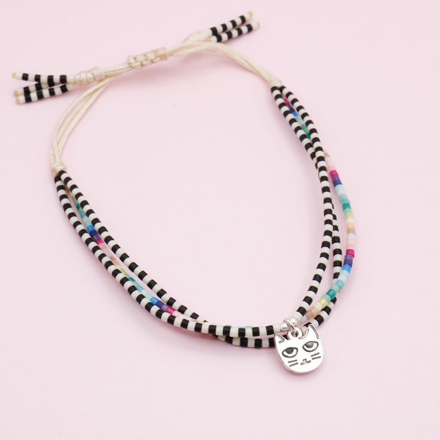 Pulsera Triple Mostacilla Negras Gatico Mago