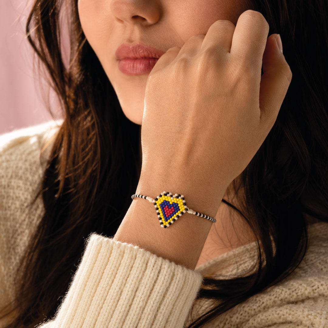 Pulsera Tejida Corazón Colores de Colombia