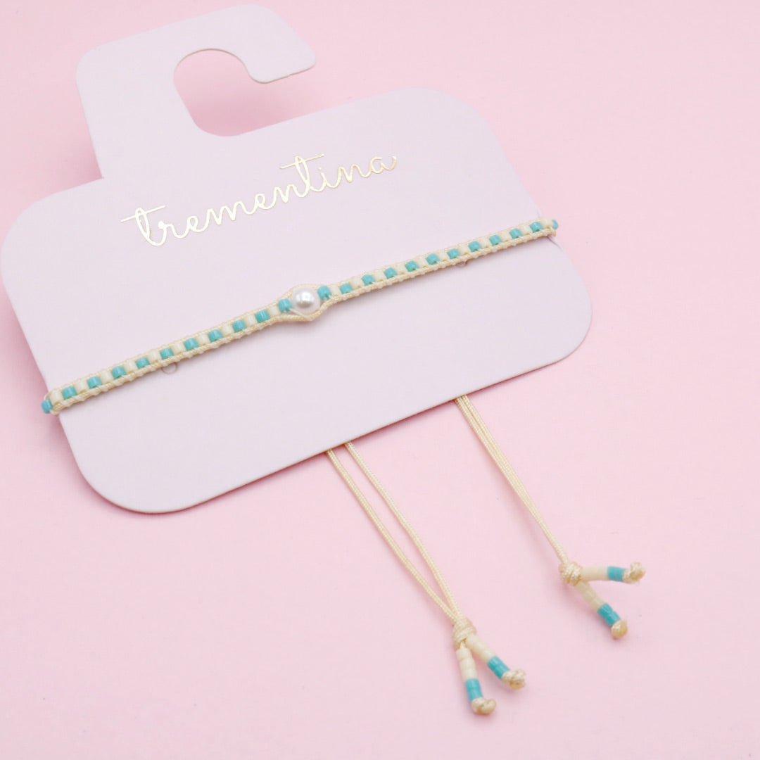Pulsera Tejida Turquesa con Perla Central