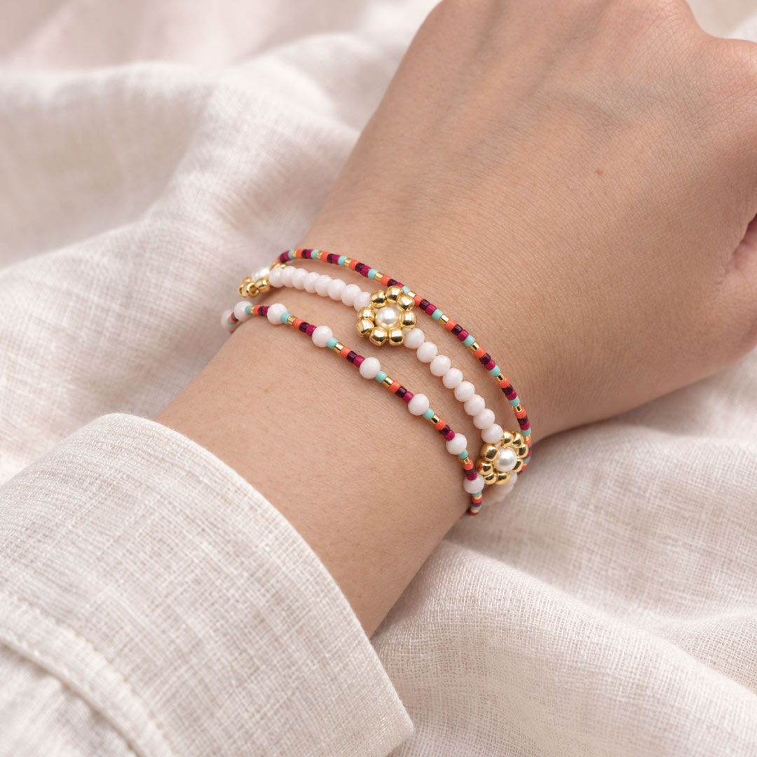 Pulsera Triple Miyuki Flores Multicolor y Dorado