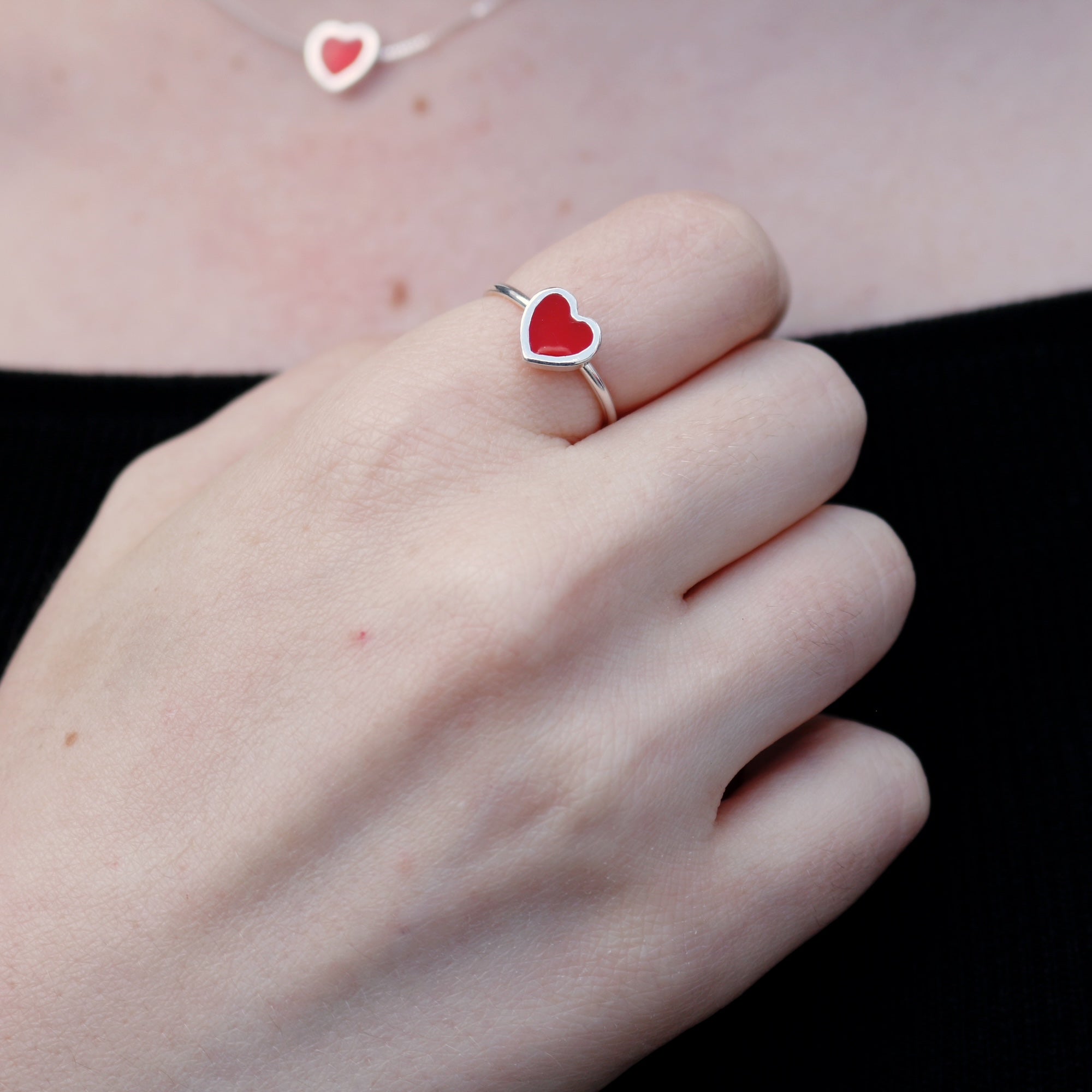 Anillo De Plata 4 Corazones Rojo