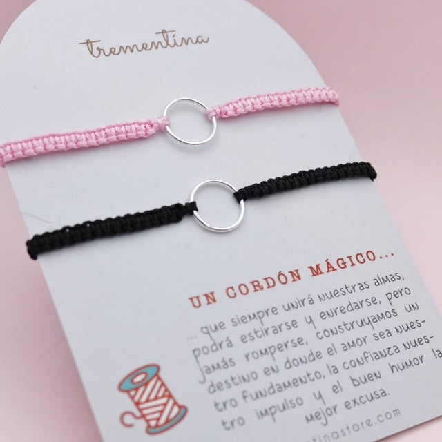 Set de Pulseras Hilo Rosa y Negro Cordón Mágico